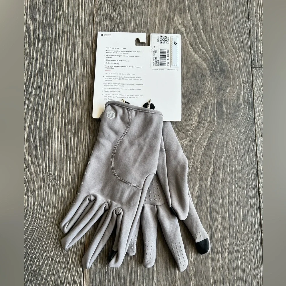Lululemon Run for It All Gloves in Gull Grey